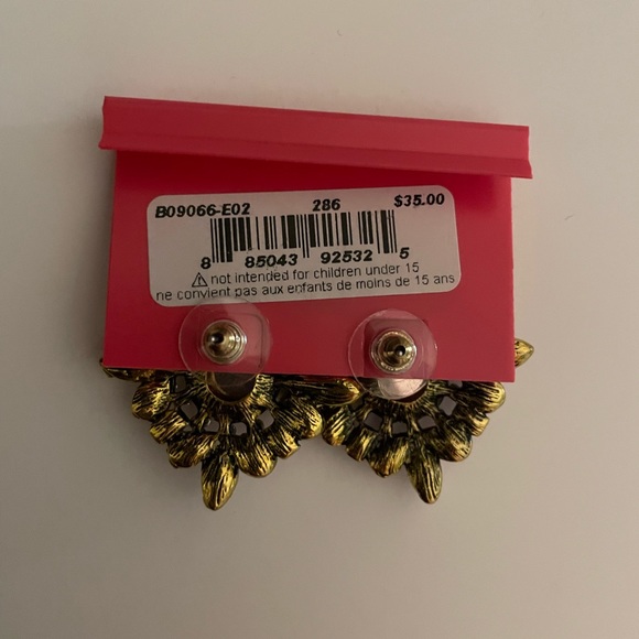 Matching Set of Betsey Johnson Earrings and Necklace - Picture 5 of 5